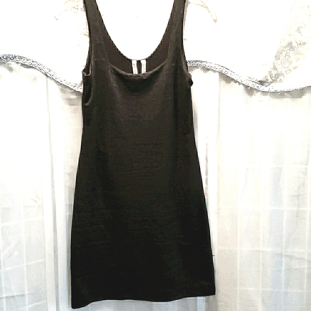 FREE PEOPLE SCOOP NECKLINE BLACK TANK DRESS SZ M